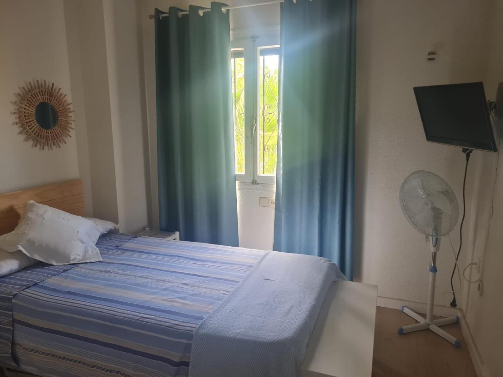 Nice And Cozy Flat With Pool Next To The Beach 阿尔比尔 外观 照片